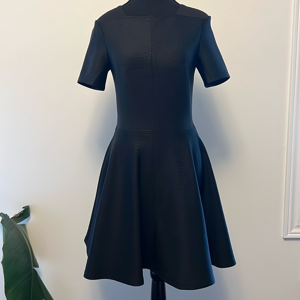 Ted Baker size 2 or xs black skater scuba dress (like new condition)